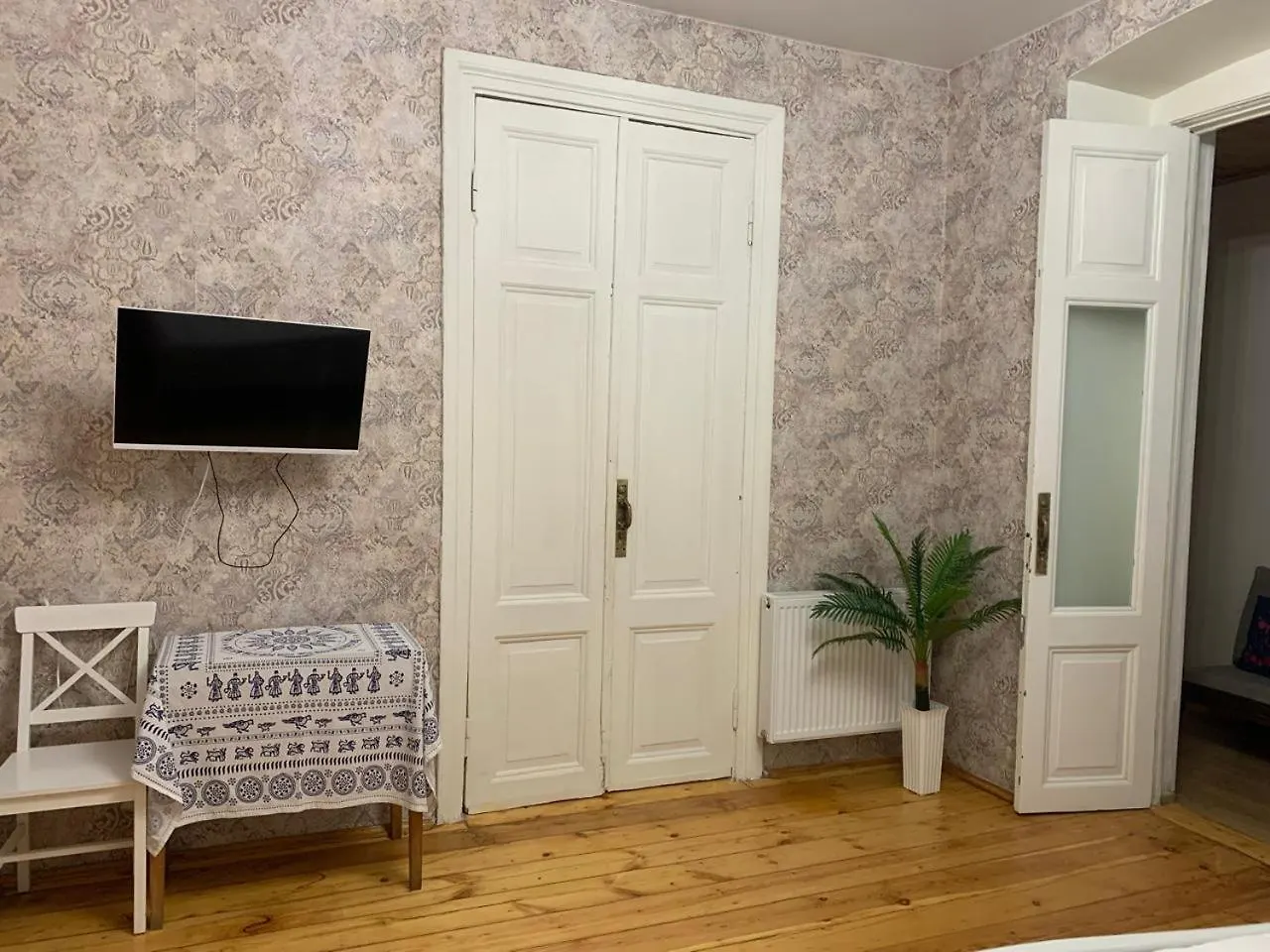 Apartamento Eka'S Home With A Beautiful Garden Tbilisi